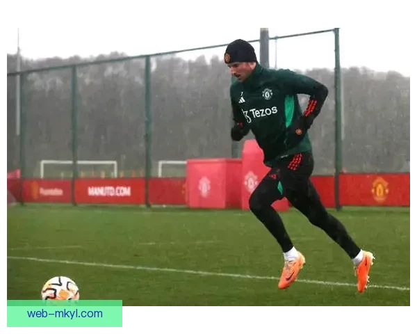 芒特或复出战热刺德里赫特伤缺