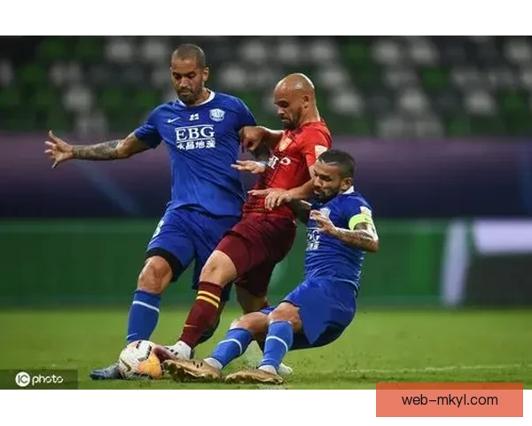 国安乘高铁赴苏州孔特随行出征