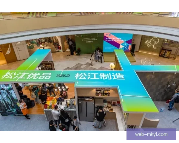 大宫携红牛总部联创时装秀启幕